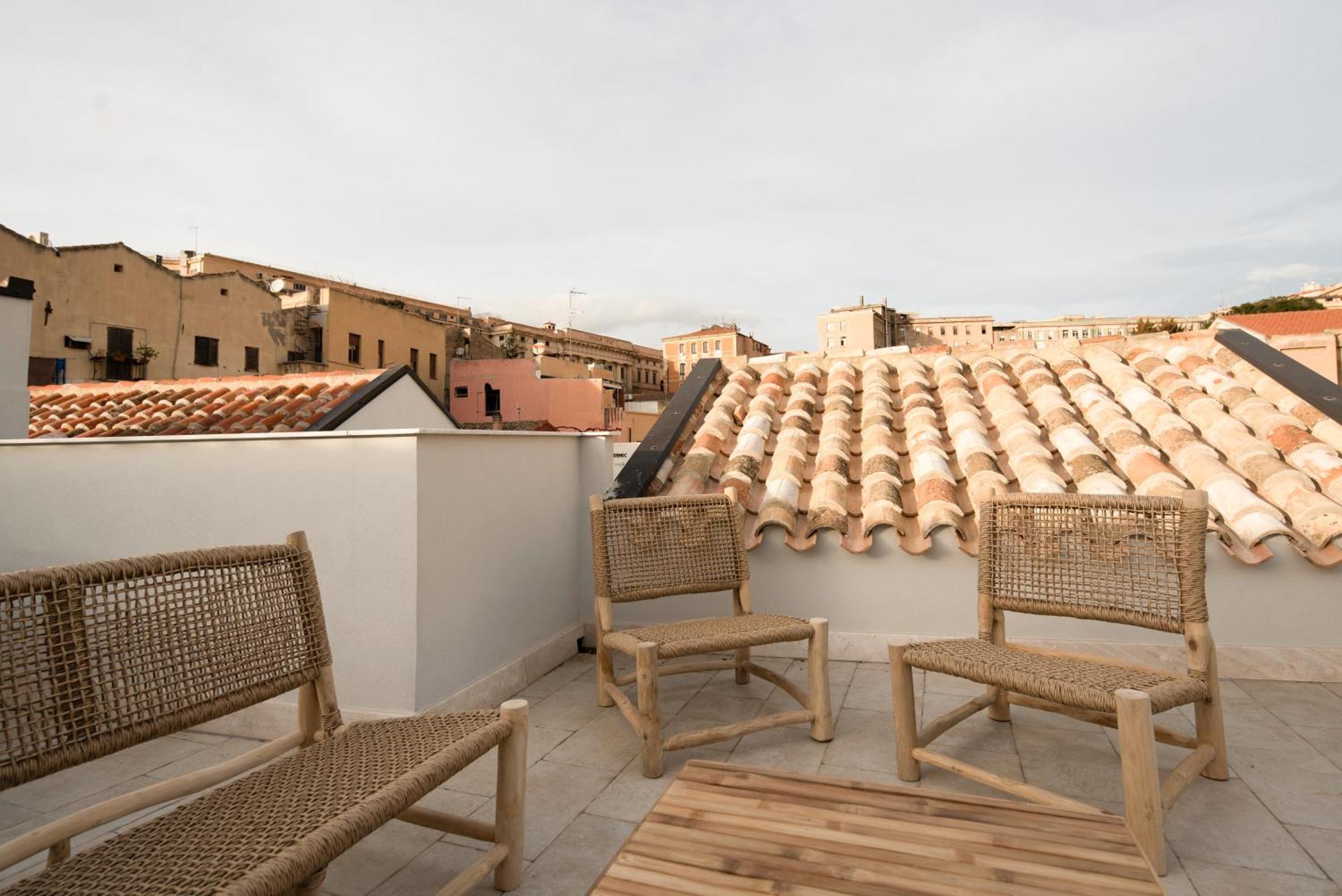 Trinita Rooftop - Cuore Di Cagliari Zewnętrze zdjęcie
