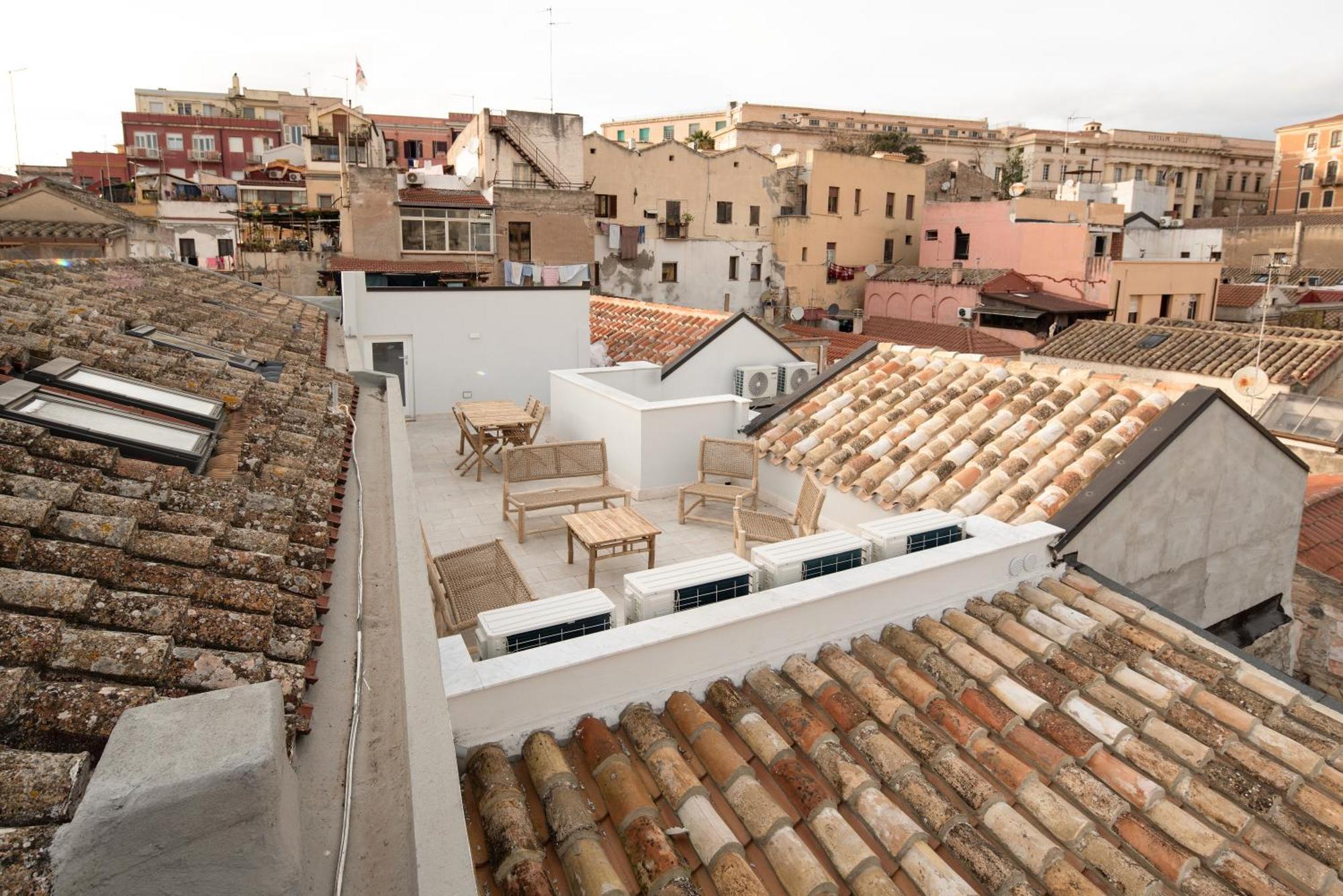 Trinita Rooftop - Cuore Di Cagliari Zewnętrze zdjęcie